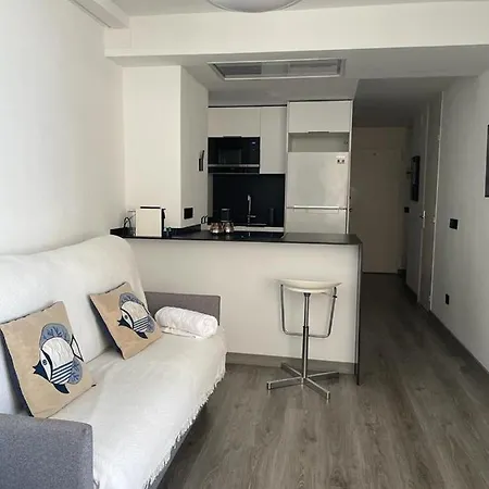 Apartamento Moderno Sobre El Mar Apartamento