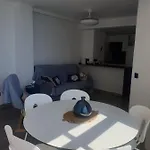 Moderno Sobre El Mar Apartment