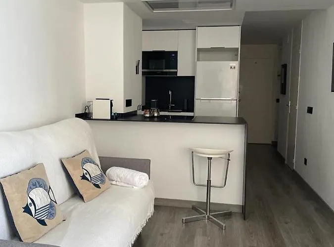 Moderno Sobre El Mar Apartment